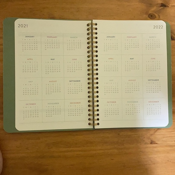 Paper source Planner Aug 2021- Dec 2022. - Picture 5 of 9